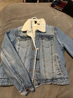 Jou Jou Light Blue Denim Jean Jacket with Cream Sherpa Collar